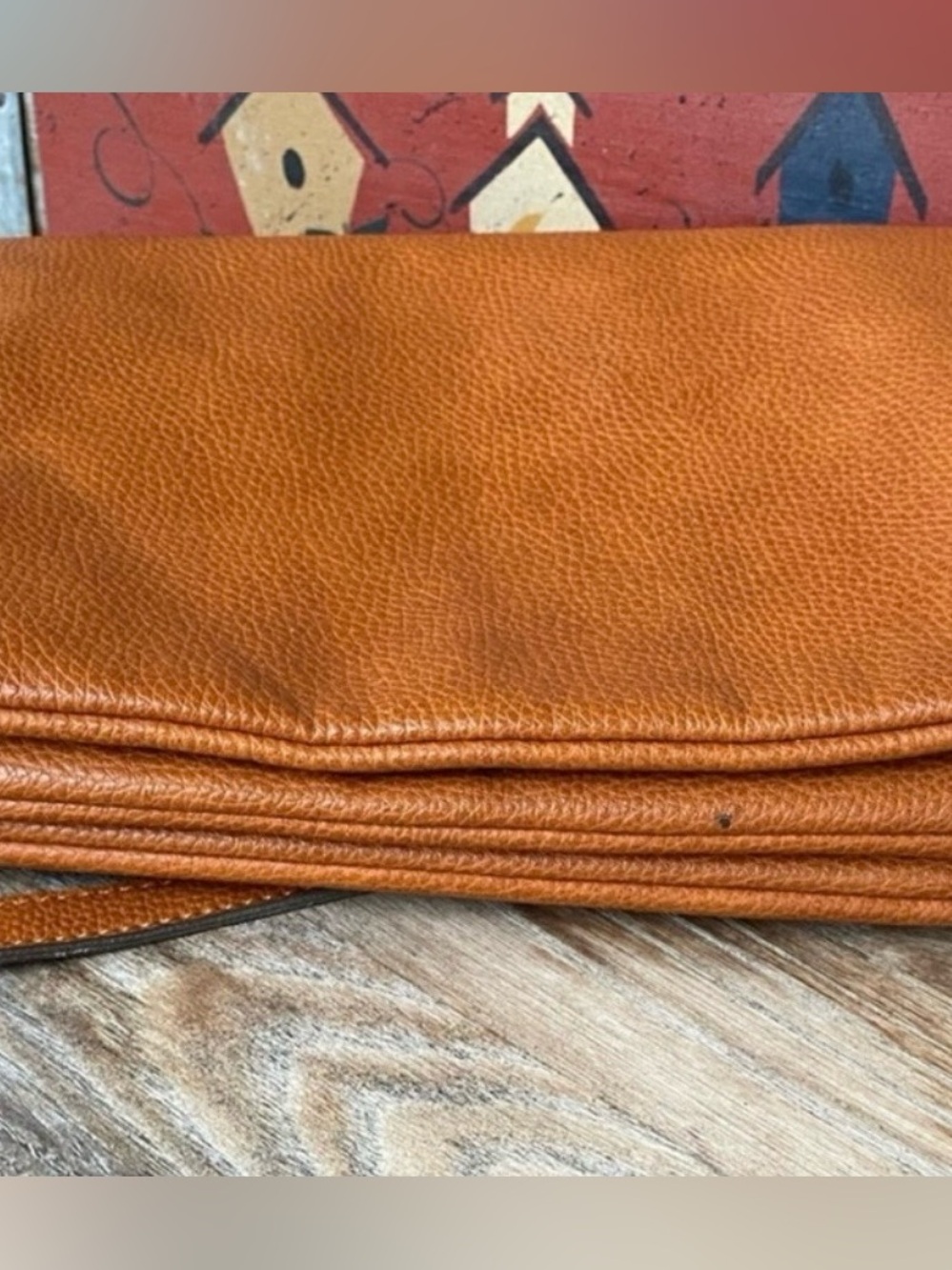 Street Level Tan Leather Crossbody Bag - Picture 6 of 12